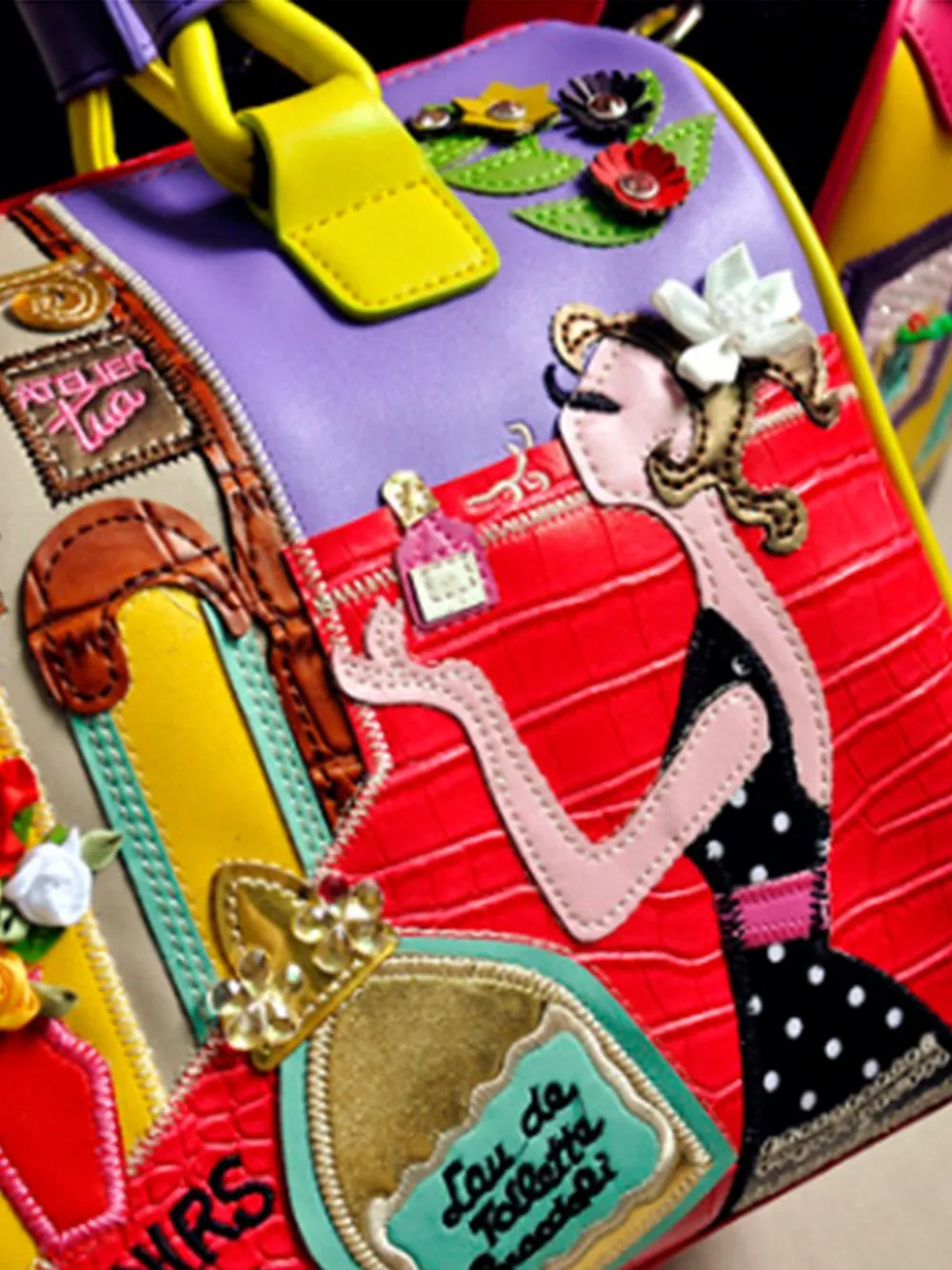 FORM Handbags