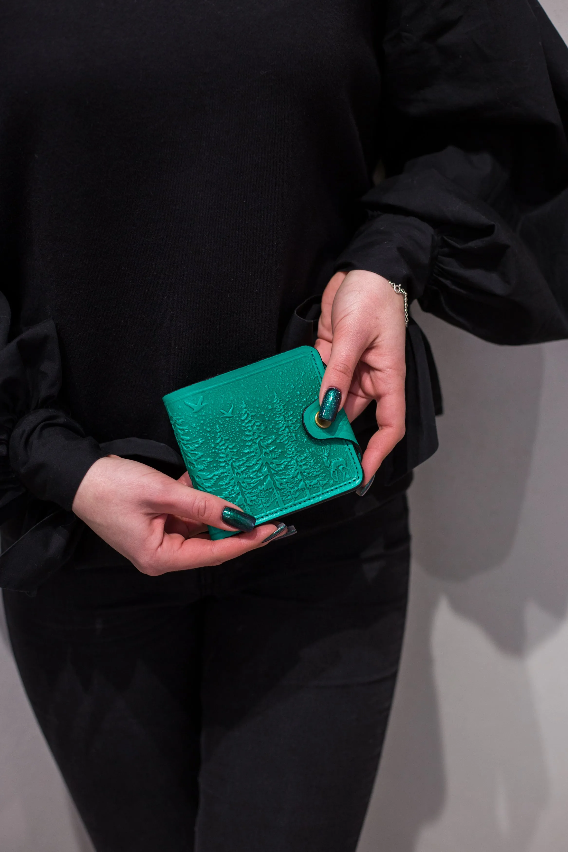 Leather wallet for women personalized,  women leather wallet, Gift,color is mint